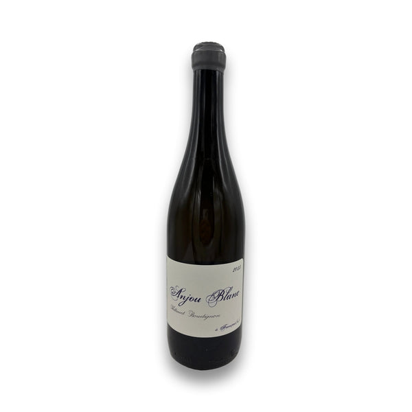 Anjou Blanc Thibaud Boudignon 2023 French white wine bottle with cream label and purple script