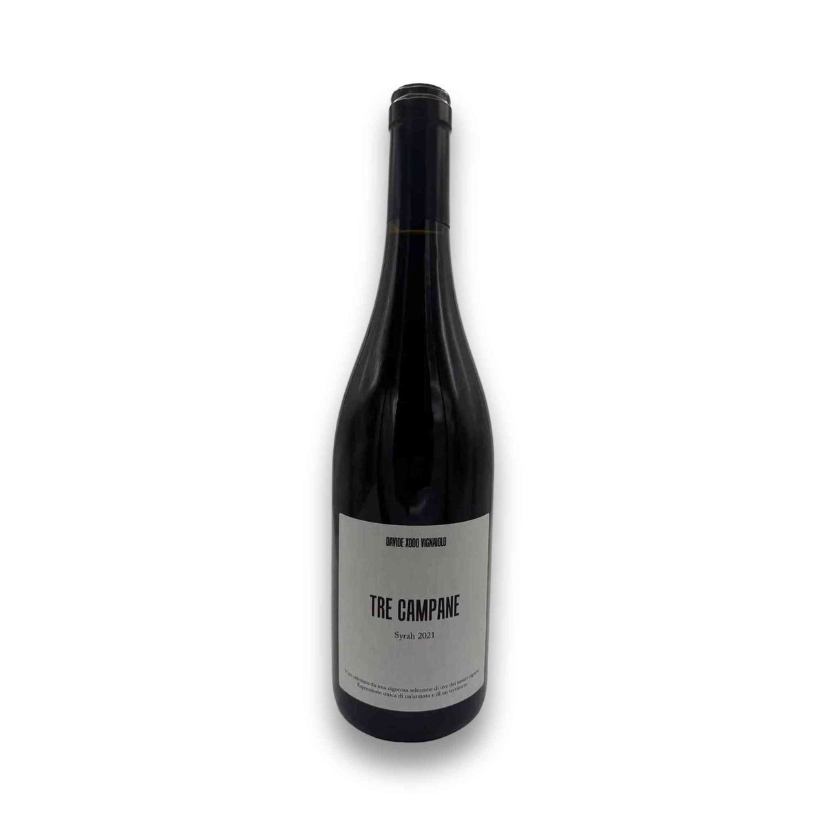Wine bottle labeled 'Tre Campane' on a white background