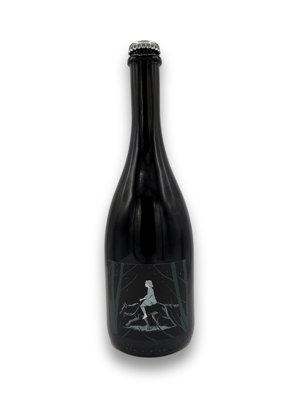 San Vincent Rosato Lambrusco wine bottle with silver cap and horse illustration label