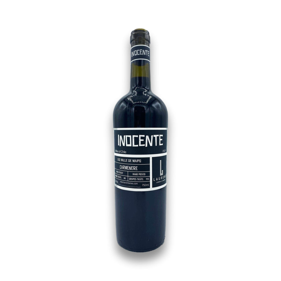 Wine bottle labeled 'Inocente' on a white background